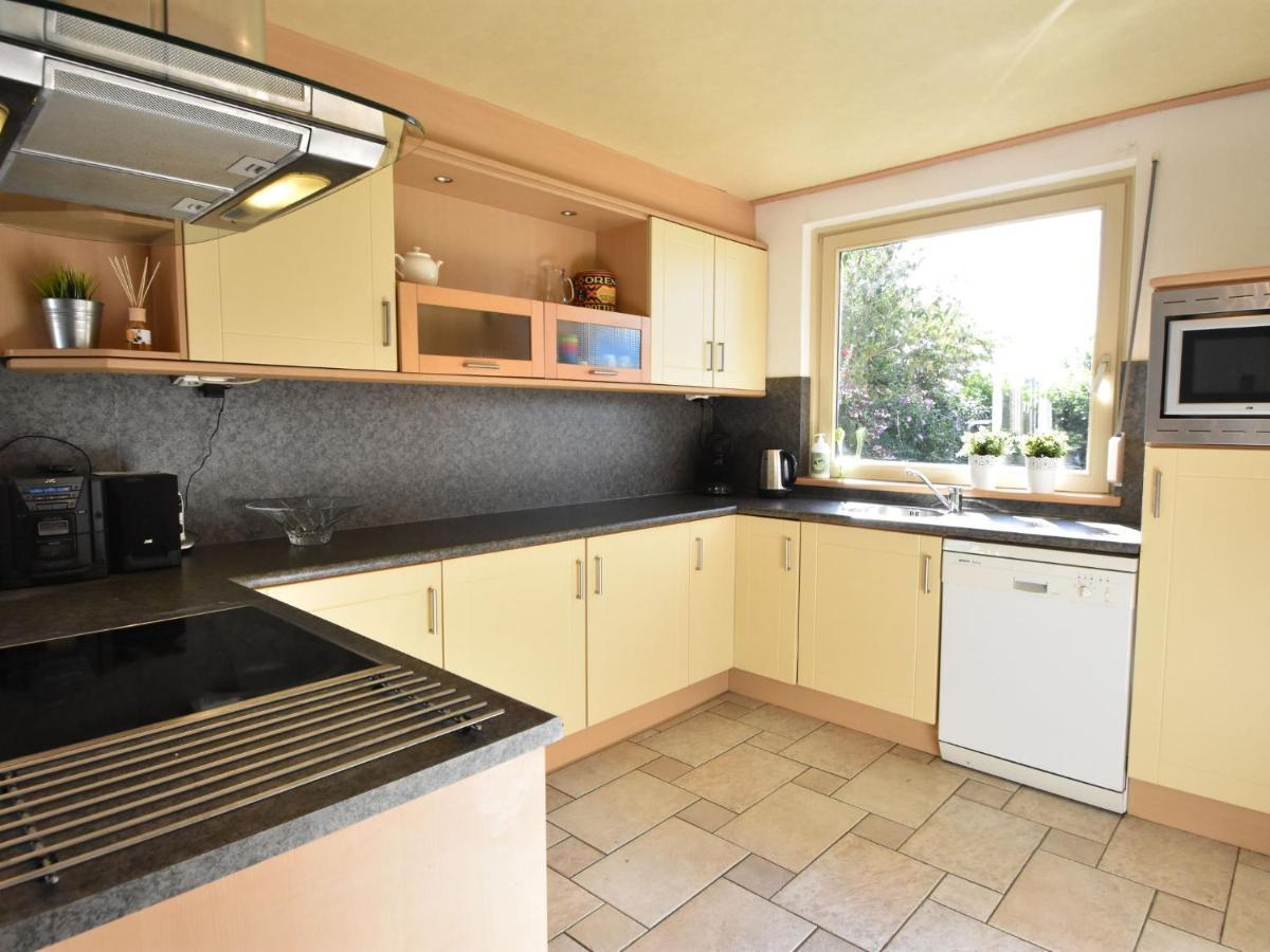 Holiday Home In Zeeland With Wide Views Bruinisse Extérieur photo